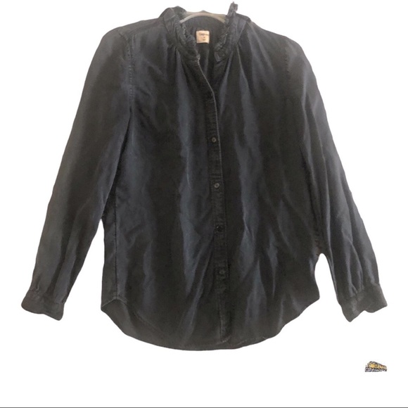 Gap womens Gray jeans blouse Size M very Soft in Excellent Used Condition - Picture 1 of 6